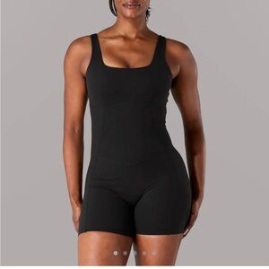Alphalete Black Starr Bodysuit